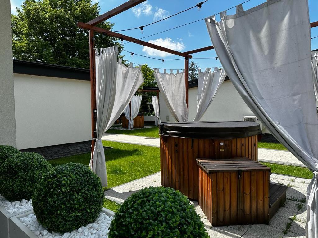 Wrzos Resort & Wellness **** Domki Caloroczne Wegierska Gorka Exterior foto